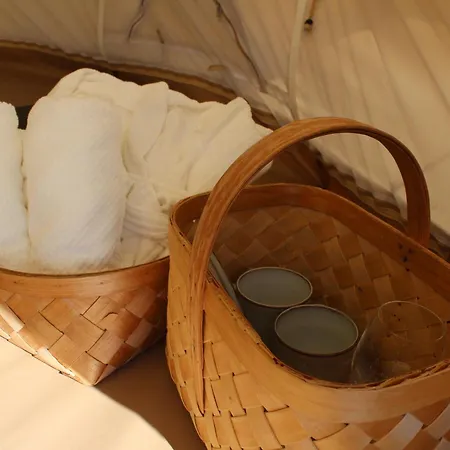 Luxuszelt Saadjaerve Glaemping *