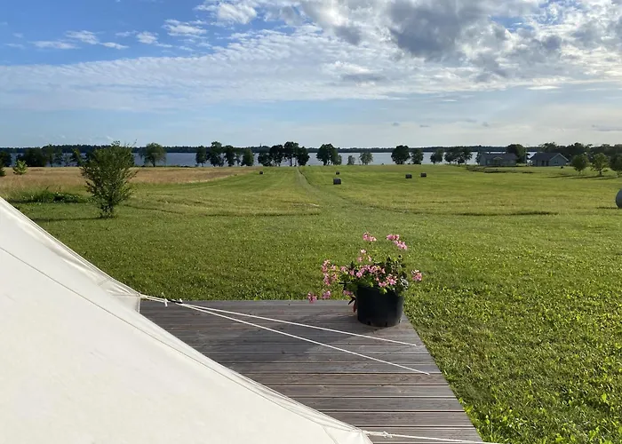 Saadjaerve Glaemping Luxury tent Saadjarve