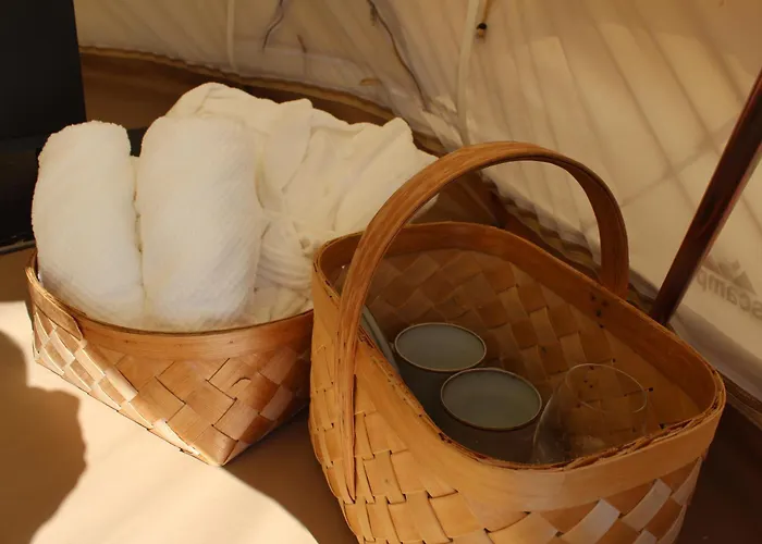 Luxury tent Saadjaerve Glaemping *